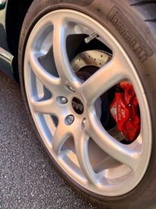 rear brake caliper AP racing CP5211 fitted- close up